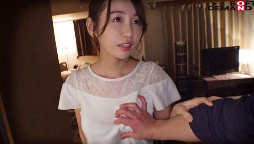 お爺ちゃんお婆ちゃんが大好きで介護士になったニコニコ奥さん 坂井千晴 30歳 最終章 首輪牝犬プレイ・遠隔オナニー・中出し乱交！旦那の帰宅スレスレ…バレてるかもしれない7日間に及ぶ背徳の自宅撮影ドキュメント