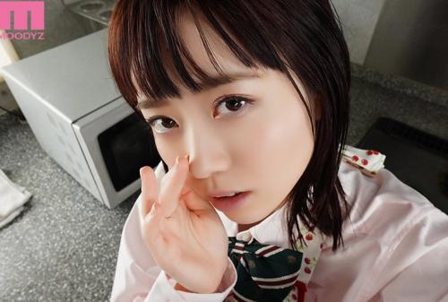 「もう射精してるってばぁ！」状態でも密着汗だくで痴女ってくる妹 水卜さくら