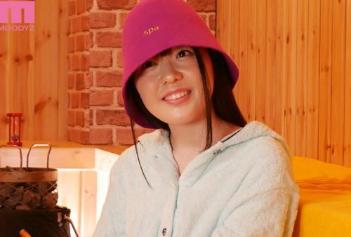 週5通いで超美肌！ととのいまくる汗かきサウナー女子大生AVデビュー 高瀬りな