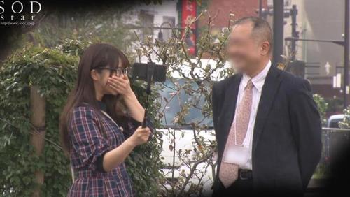 え！こんな所に戸田真琴！？都内各所に自撮りで出没 バレたら自分でSEX交渉！3人とSEXするまで帰れませんっ！！ 戸田真琴