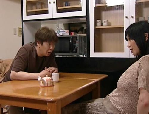 ショック！妻が弟とやってる！/祖父のツバを呑む嫁/シックスナインに夢中の義母と息子/おふくろが隣りのおやじと駅弁ファック SEX現場
