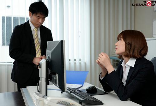 傲慢イケイケ女上司がゴミクズ無能部下と出張相部屋 パワハラに逆上されて失禁するほどイカされて中出しされ続けた 藤森里穂
