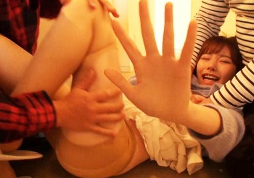 《深田えいみ×中出し輪姦》『いやぁ！やめてぇ！』女子大生が2人の男に無理やり生ハメされ連続中出し！強姦され巨乳JD号泣！