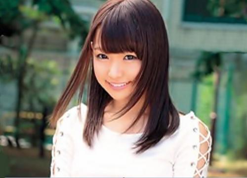 《素人企画》『中に出しちゃったの？♡』ナンパしためっちゃ可愛い少女が敏感すぎてオマンコぐちょぐちょ！無許可中出しSEX！