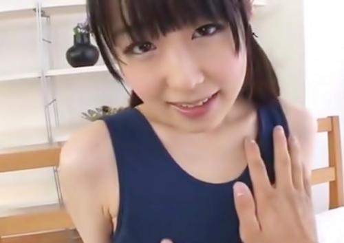 『わたしが童貞卒業させてあげよっか♡』激カワのスクール水着娘とSEX！童貞を散々バカにされて落ち込んでいると妹が…