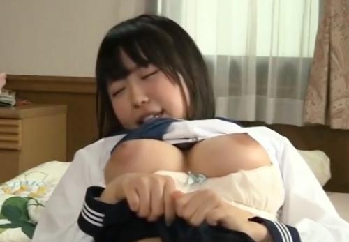 《猥褻行為》おっぱいが大好きな家庭教師が巨乳受験生の部屋にカメラをしかけ教え子の弱みを握り猥褻行為をした記録　月本愛