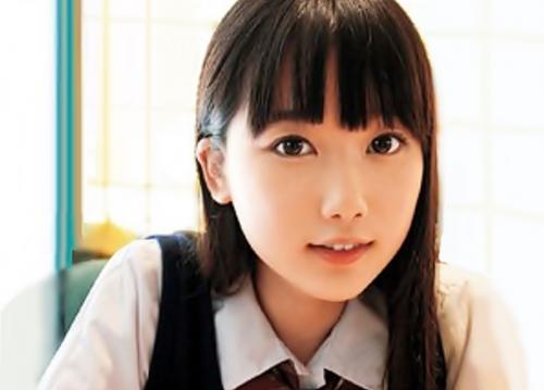 《S級素人》『ごめんなさぁい♡』潮吹きして部屋を汚しちゃうめちゃカワJKが連続イキSEXするエッチなアルバイト！