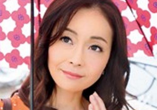 《美熟女ナンパ》もうすぐ還暦57歳熟女が絶頂！44歳セレブ熟女の性欲全開で中出し！