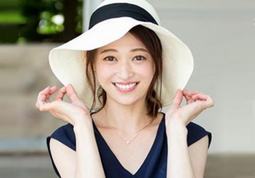 《人妻43歳》20歳と7歳の子持ちの奥様が7年ぶりにするSEXに絶頂する！他人棒に中出しされ『また赤ちゃんできるかも…』