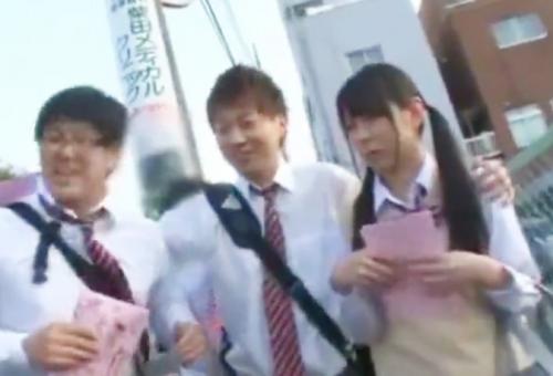 《修学旅行×中出し》男子生徒が悪ノリして女子校生が嫌がるのも無視して服を脱がせ巨乳を揉みまくり生ハメし中出し！