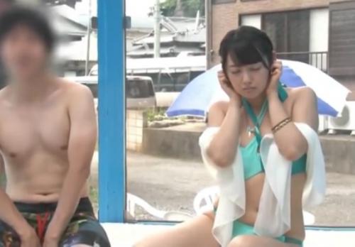 《マジックミラー号》大学の友達同士の男女がその場のノリで生ハメSEX！『外に出してって言ったのに～！』大量精子中出し！