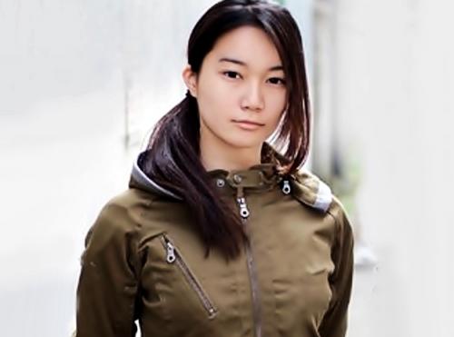 『あんまり感じない方なんで…♡』工場勤務で趣味はバイクの化粧っ気ないお姉さんにオイルマッサージをしてみると…ｗ