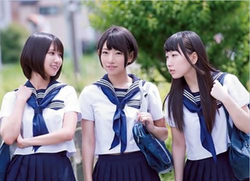 【乱交SEX】中出しされた精子をすすり飲む女子校生たち！青春こじらせ美少女JKがマンコに生チンポを挿入してイキ果てる！