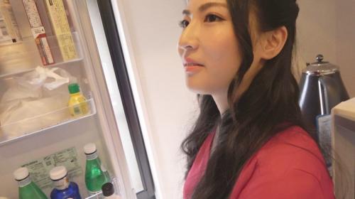 【豊満人妻】美熟女のご自宅訪問 Gカップおばさんが生挿入他人棒でイキまくる　夫の居ぬ間に自宅寝室で不倫性交