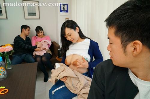 【成澤ひなみ】子育てに追われる新米イクメンの僕は授乳室で巨乳ママに誘惑されて―。