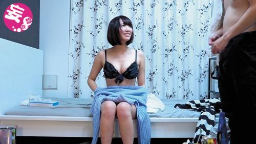 美少女女子大生と童貞　手マンで2度イキ→挿入で巨乳揺らし計12回絶頂！