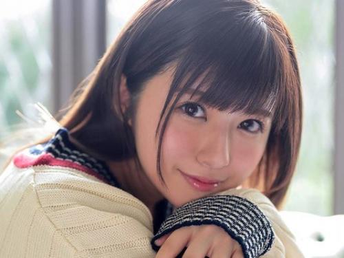 【朝比奈ななせ】19歳の美少女AVデビュー　時折見せる大人びた表情、快感に身悶えるギャップも堪らない！