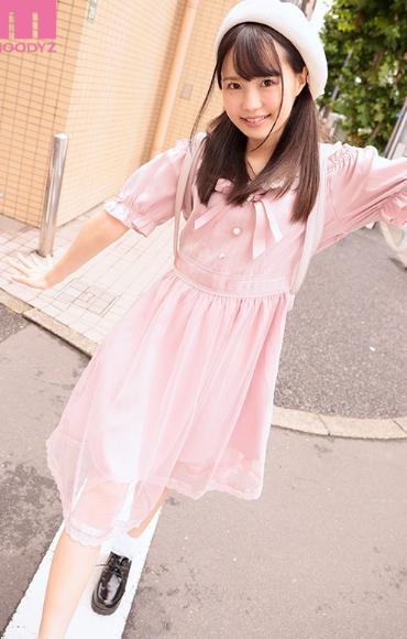 初めての彼女がまさかの15歳年下でエロわがまま！！ デート中いつでもどこでも即尺即ハメおねだりされて振り回されてイクイク！！ 松本いちか