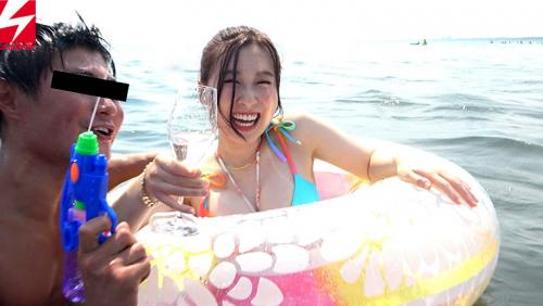 江ノ島ビーチでナンパしたボインギャルとの中出し生セックス！