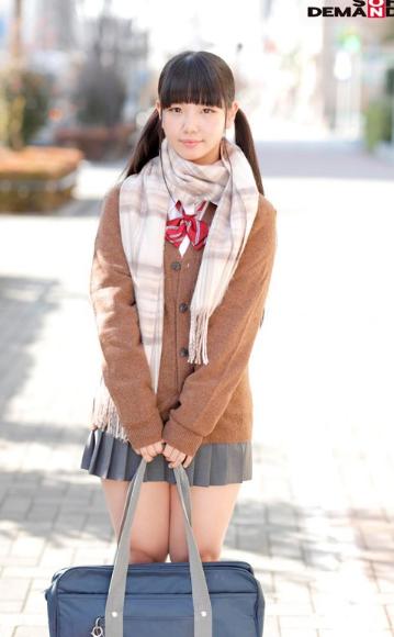 【女子○生限定】マジックミラー号 「下着メーカーのモニター調査」と称して生おっぱいをモミモミしながらインタビュー 清純そうな見た目からは想像もつかない超ドえろ発言連発！敏感な美乳をもみほぐされて感度抜群女子○生が大人ち○ぽでイキまくり！10人中10本番！2