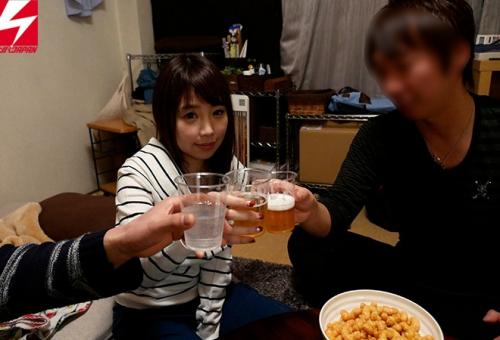 美人保育士ナンパ！母性本能がたっぷり詰まった彼女の盗撮！