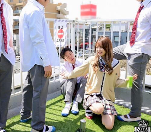 髪から香る甘い匂いとスベスベな太ももに恩知らずなボクは密着不謹慎勃起。 松本いちか