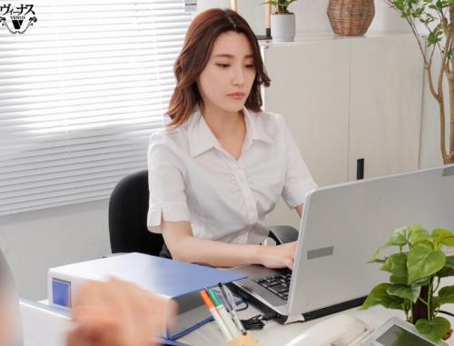 ノーパン出勤がバレて性社畜と化した美人上司と精子尽きるまで絡み合う濃厚中出し性交 森沢かな