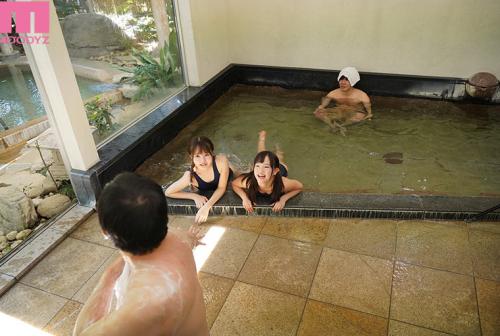 姪っ子たちとの温泉旅行で一緒に男湯入浴中、ちびっ子W尻挟み撃ちで10発イタズラ射精させられまくったボク 松本いちか 工藤ララ