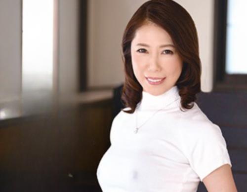 【羽賀ちとせ】50代熟女が未体験の感覚に酔いしれる！恥ずかしさと快楽が交錯する…