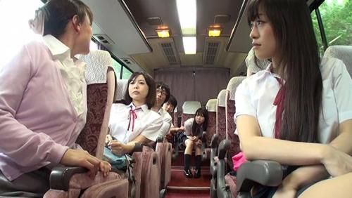 男は僕ひとりのハーレム修学旅行