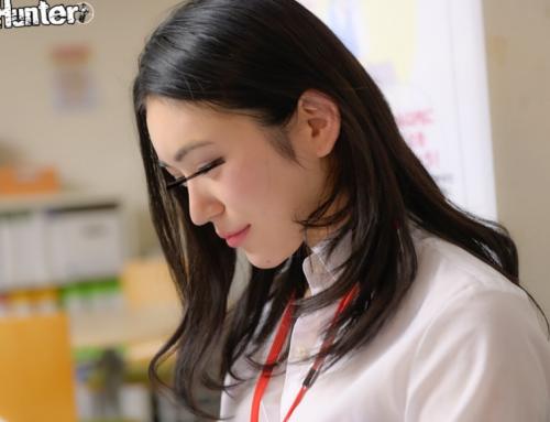 綺麗な女の顔面をグチャグチャになるまで輪●破壊