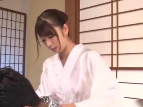 【回春マッサージ】美人女将が亀頭責めで暴発寸前！！下半身も揉み解す極上サービスに興奮必至