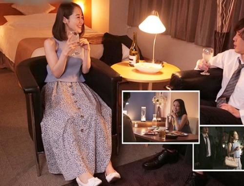 幼馴染との痙攣絶頂不倫！出張先で発情した美熟女が何度も中出しで濃密セックス！＜エロ動画＞