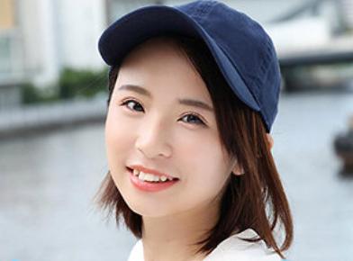 【人妻の初脱ぎ】カフェ経営の奥様がAVデビュー！！欲求不満を解消し、感度バツグンなカラダがイキちらかす！！