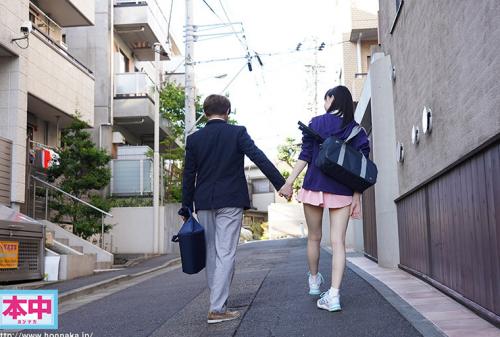 部活をサボって男子と初デート初中出し 初めてのナマ中出し 花詠陽菜