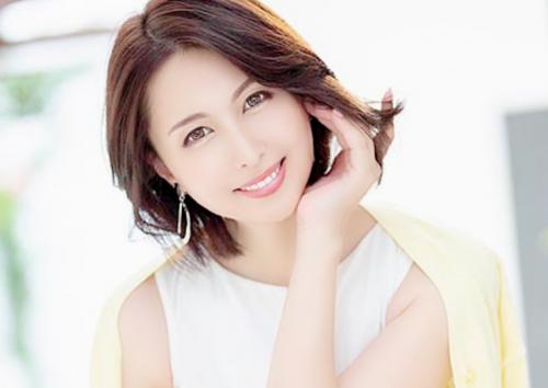 【美熟女】美しすぎるアラフォー彼女の艶美な肉体と情熱的で魅力的な41歳のセックス!！【佐田茉莉子】