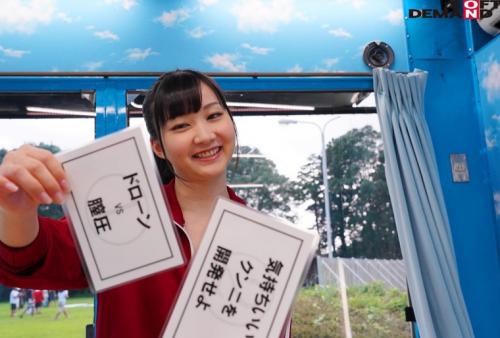 マジックミラー号 入社まで待てない！SOD女子社員の撮影現場を見学しに来たインターン生はマン汁が糸を引くほどビショ濡れ！優しくクンニしてあげるとチ●ポが欲しくなって未来の先輩たちにバレないようこっそり声我慢エッチ