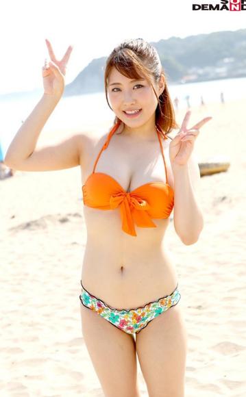 「カップル専用」マジックミラー号で、巨乳彼女を寝かせて中出し！
