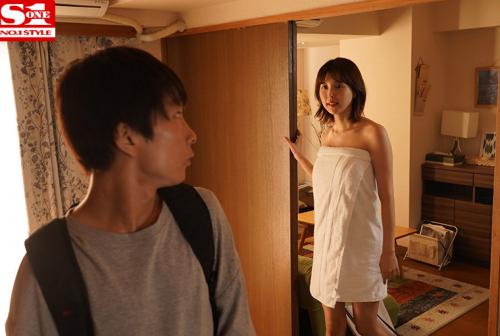 彼女の綺麗なお姉さんと二人きり… 突然のベロキス、イヤラしく舐め尽くされてセックス三昧 こんな僕って最低ですか…？ 葵つかさ