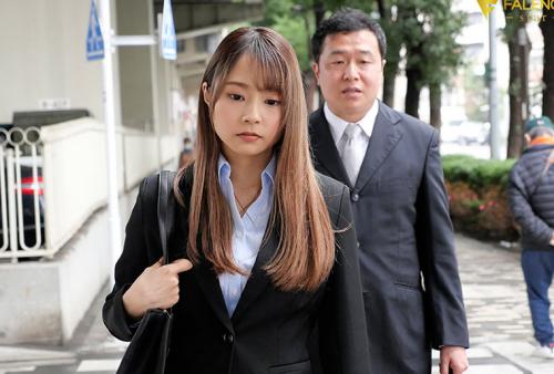 出張、相部屋、女上司。朝までお叱り杭打ち10発種搾り 河南実里