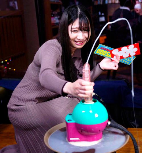 彼氏同伴で素人娘をこっそりマシンバイブ振動責め！安くて美味しい居酒屋で見つけたNTRスペシャル美人姉妹に迫る！