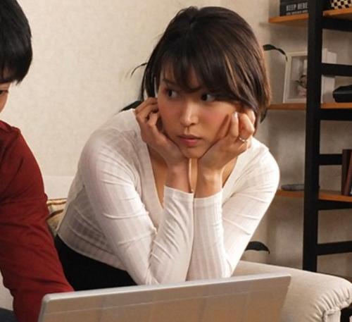 【葵つかさ】背信の身体関係！先輩の妻に誘われ、道を外れた禁断の恋