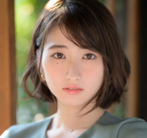 煌びやかなAVという世界に興味を持って…心の奥底に眠る、不純な欲望が動き出す！！