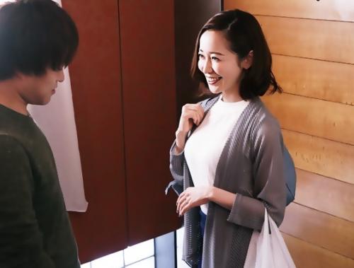 「先っぽ3cmだけだからね…」美人幼馴染との条件付きセックス！？溢れた欲望と浮気の果てに背徳イキ生中出し…【篠田ゆう】