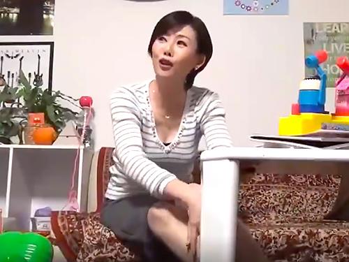 【熟女ナンパ】ショートカット人妻がナンパ師に部屋に連れ込まれて年下の若いチンポをぶち込まれてしまうセックス盗撮