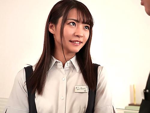 東條なつ 泥酔してホテルでバイト先の店長とヤってしまいデカチンに夢中で寝取られちゃう貧乳美少女