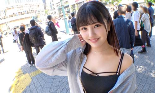マジ軟派、初撮。 1962【バズりたい巨尻娘】街中で踊る駆け出しTikT●kerをナンパ！バイト先で男と関係を持ちまくる貞操観念の低さから、エロい要求も簡単に引き受けてしまい…下品な声をあげて中イキ！ひっぱたきたくなる美巨尻でバズり確定のエロ動画撮れました！