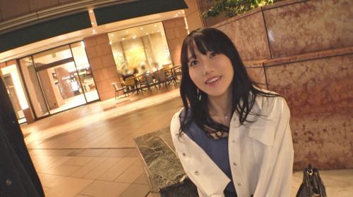 マジ軟派、初撮。 1941 彼氏にデートのドタキャン食らった清楚系女子！大人しそうな雰囲気とは裏腹にアヘアヘ喘ぎっぱなし！恥ずかしがりつつも勝手に腰が動いてがっついてしまう！G乳を揺らして潮を吹き、イラマで悦びの涙…そして中イキしまくるムッツリスケベ女の乱れっぷりが抜ける！