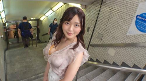 マジ軟派、初撮。 2006 新宿でナンパした爆乳巨乳ちゃんは半年ご無沙汰の敏感ボディだった！押しに弱いところに付け込まれ、あれよあれよと爆乳おっぱいが露わに！パンツも脱がすと未開拓の剛毛マ●コがパクパクとチ●ポを欲しそうにしていて・・・