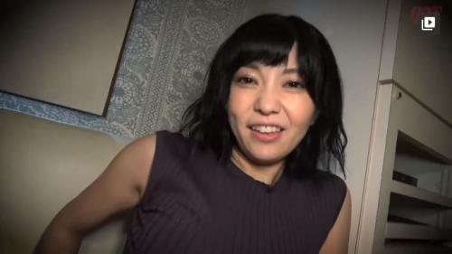 【熟女軟派】色気ムンムンご無沙汰ピュア熟女が恥ずかしながらも愛液ダラダラ！ギン勃ちチ〇ポ挿入でイキまくる！！